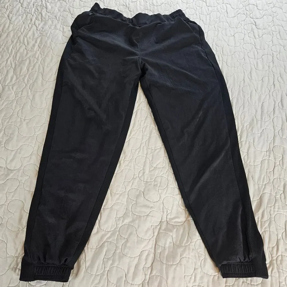 EUC Athleta Brooklyn Lined Joggers Sz 8 Black Camo - Picture 2 of 11